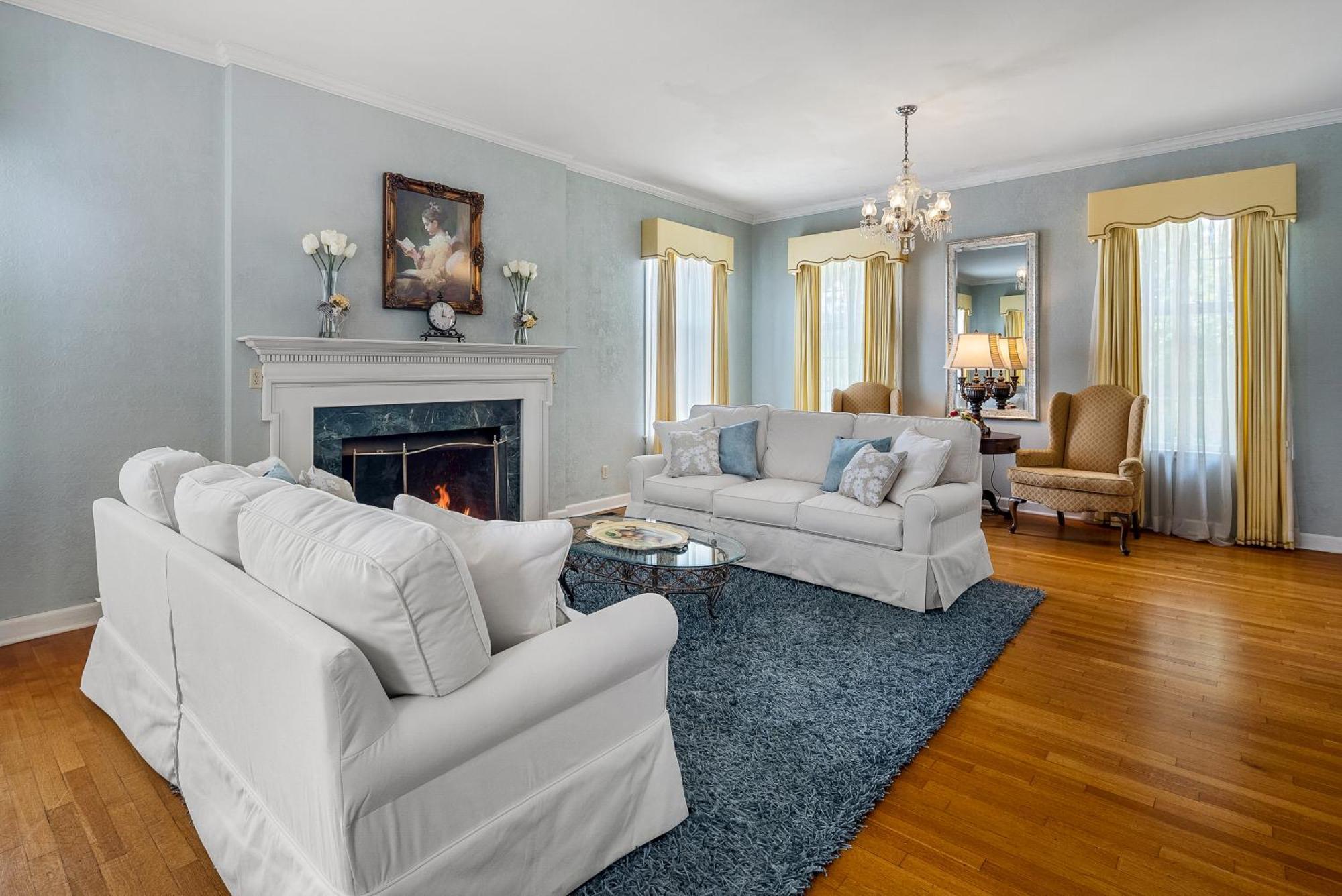 Beland Mansion-Royal Crown Suite! Fort Smith Exterior photo